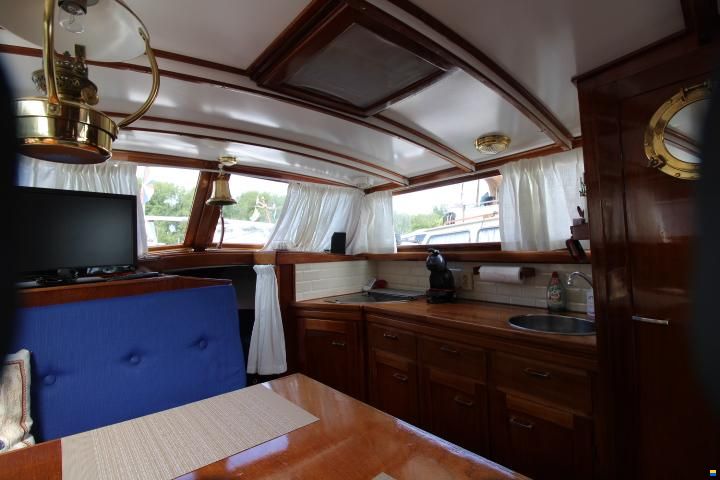 Vecht kruiser 9.50 OK