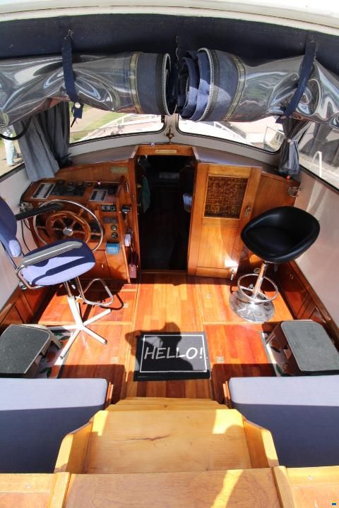 Crown Cruiser 9.30 OK AK