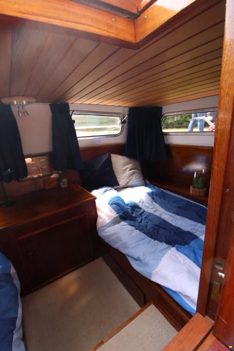 Crown Cruiser 9.30 OK AK