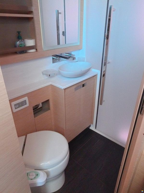 Fountaine Pajot ALEGRIA 67