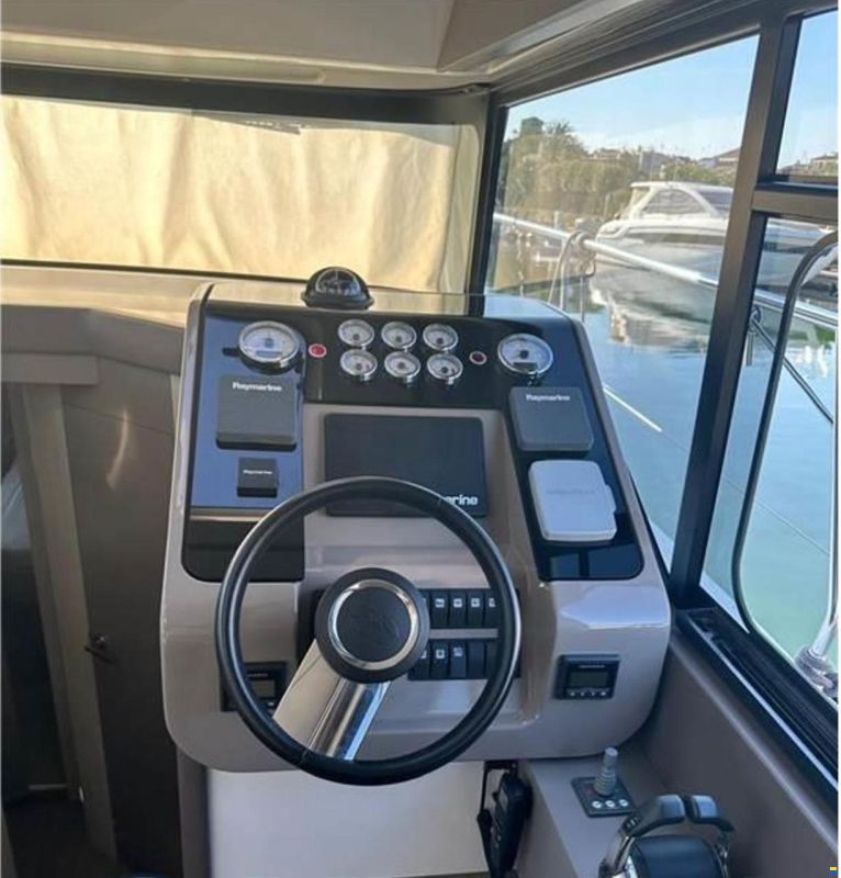 Cranchi T36 crossover