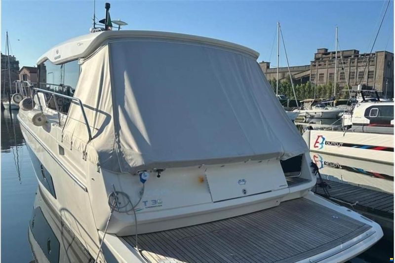 Cranchi T36 crossover