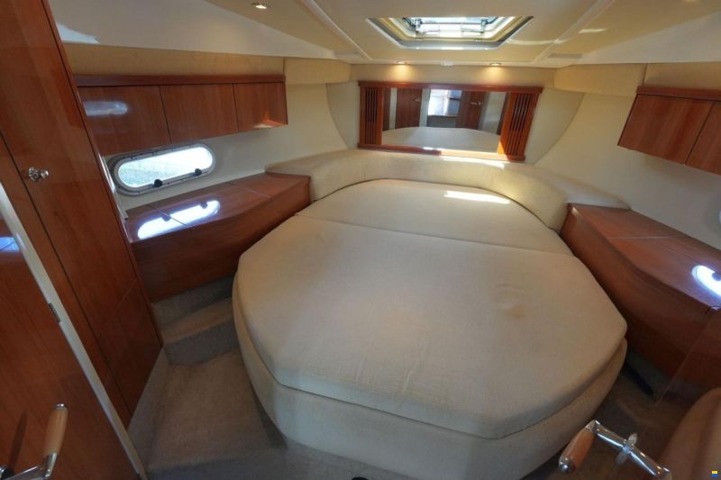 Sealine F34