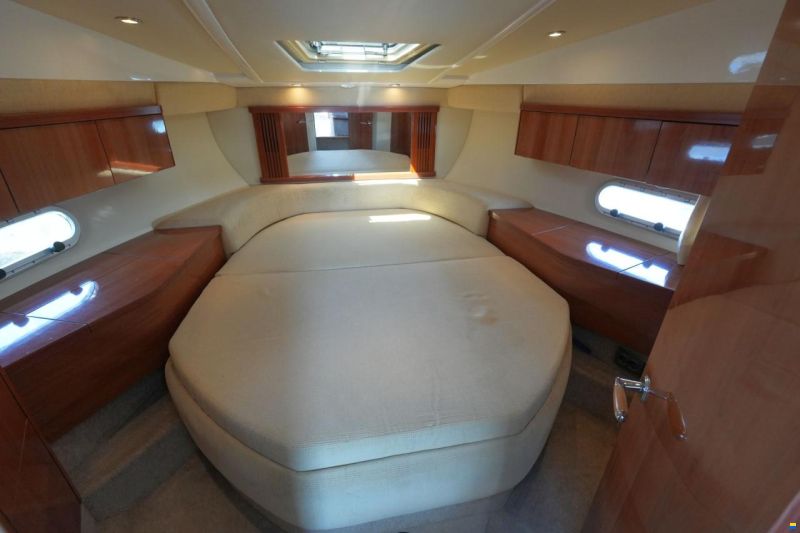 Sealine F34