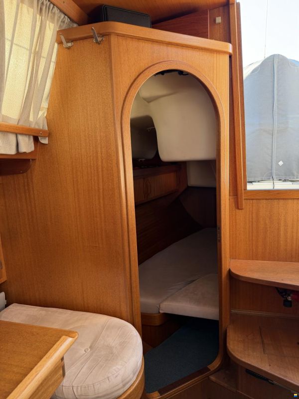 Olsen 38 Decksalon