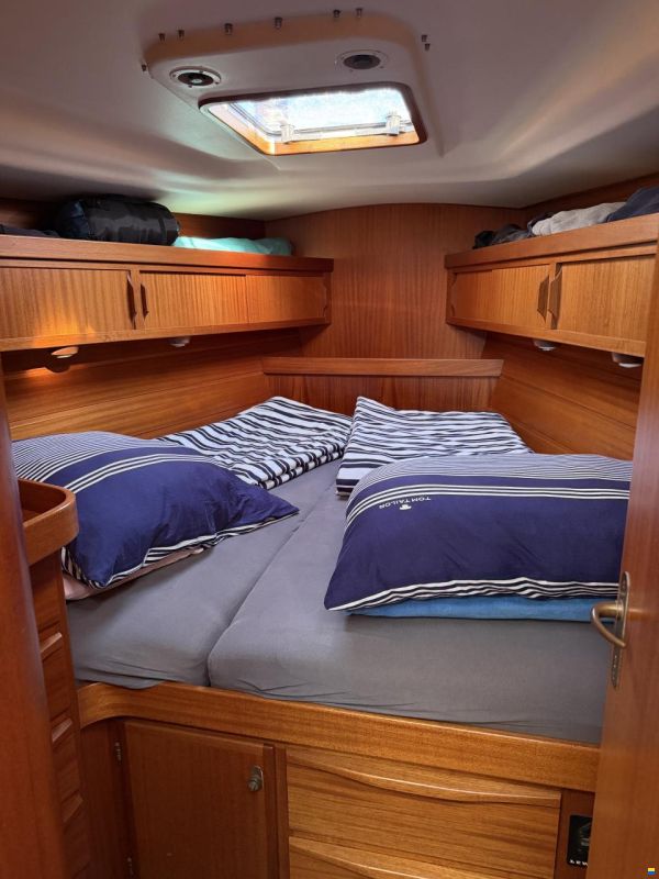 Olsen 38 Decksalon