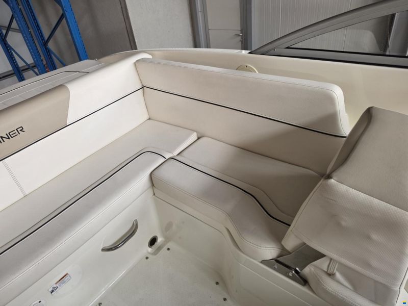 Bayliner 642 cuddy
