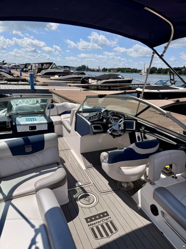 MasterCraft X25