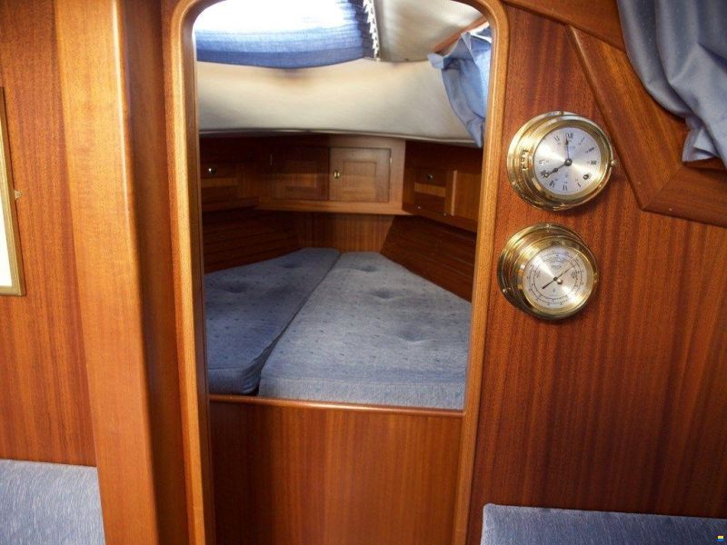 Hallberg-Rassy HR 34