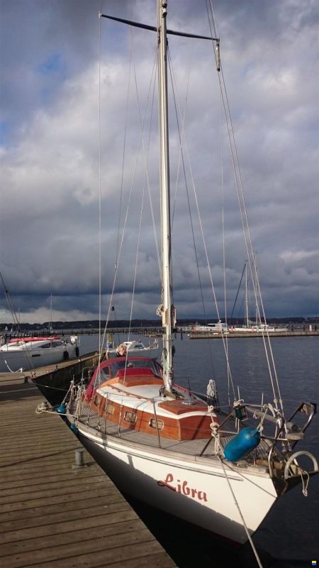 Hallberg-Rassy Mistral 33