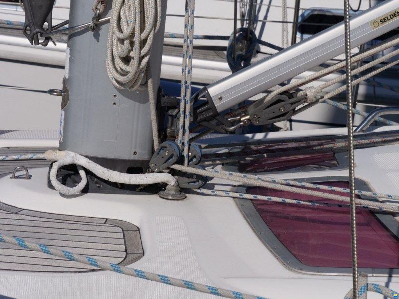 Bavaria 42 cruiser