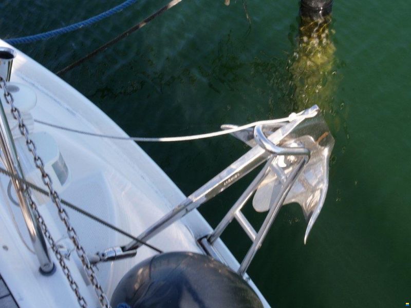Bavaria 42 cruiser