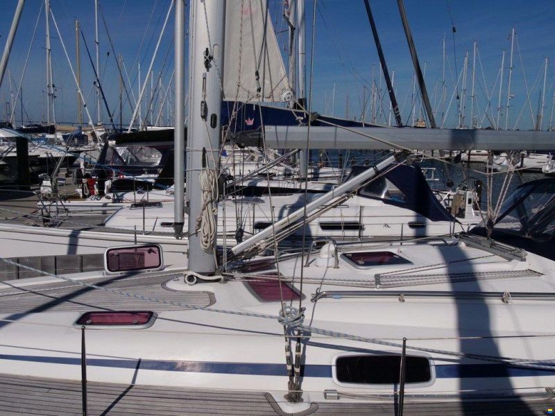 Bavaria 42 cruiser