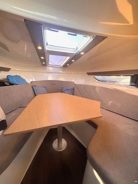 Beneteau Flyer 8.8 Sundeck