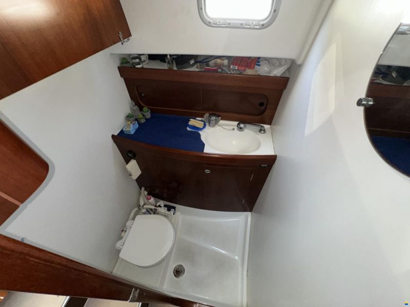 Beneteau Antares 9