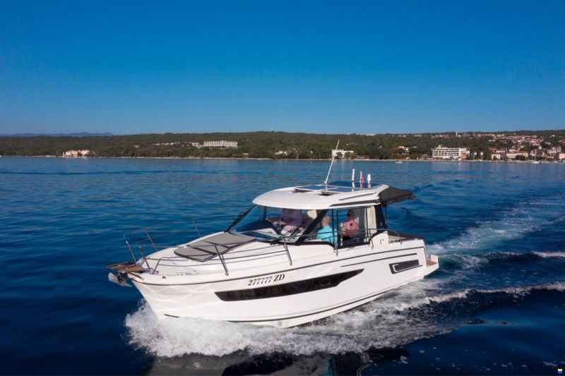 Jeanneau Merry Fisher 895