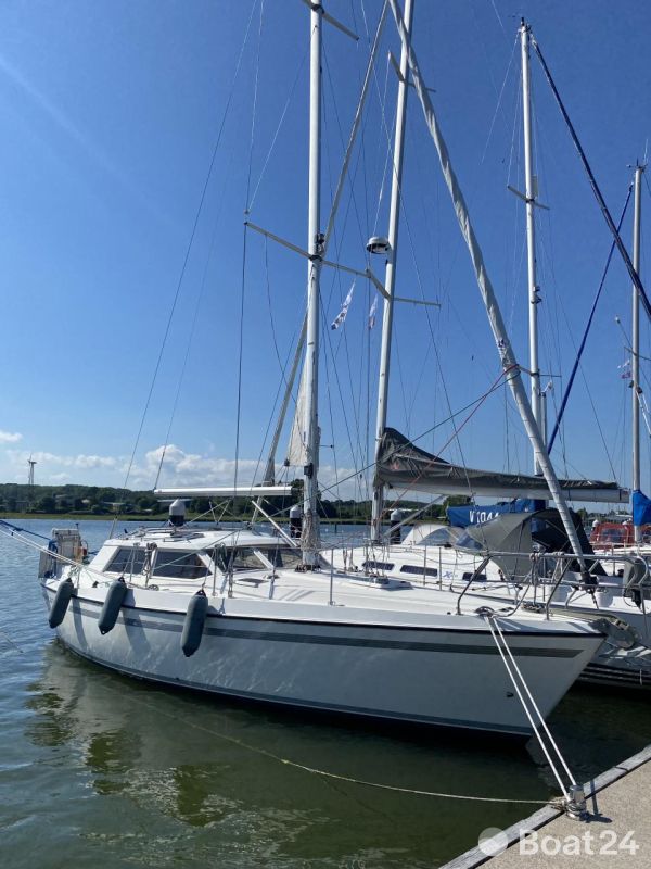 Moody 33 Eclipse
