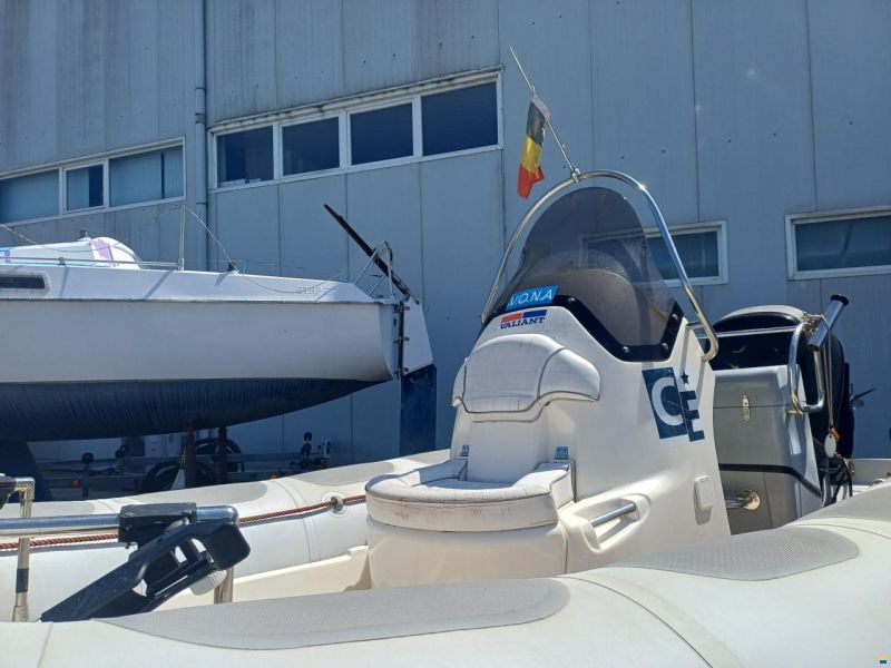 Valiant 5.70