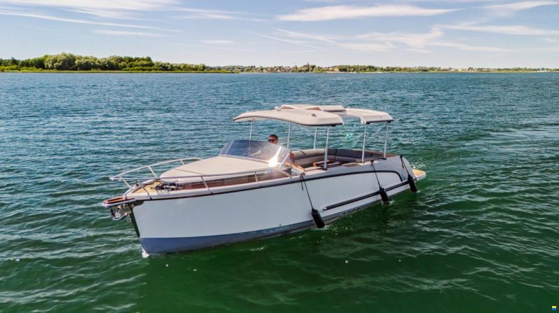 Alfastreet 23 Cabin electric