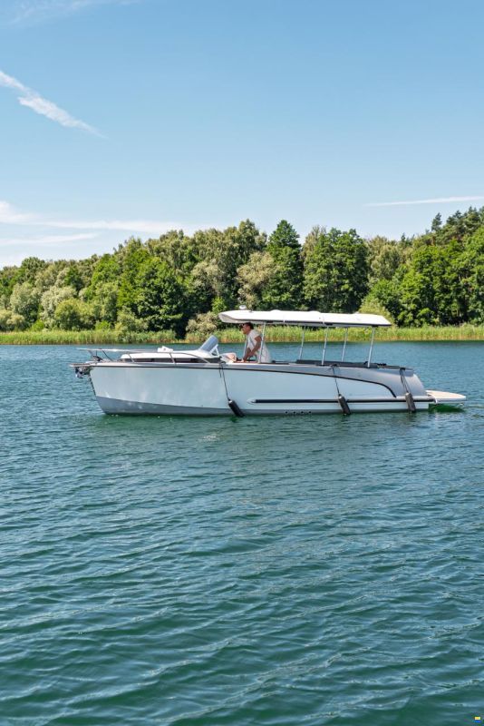 Alfastreet 23 Cabin electric