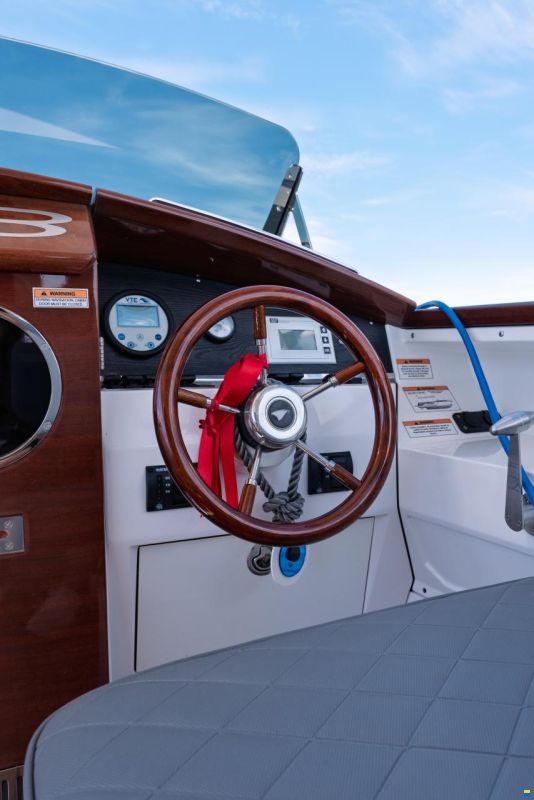 Alfastreet 23 Cabin electric