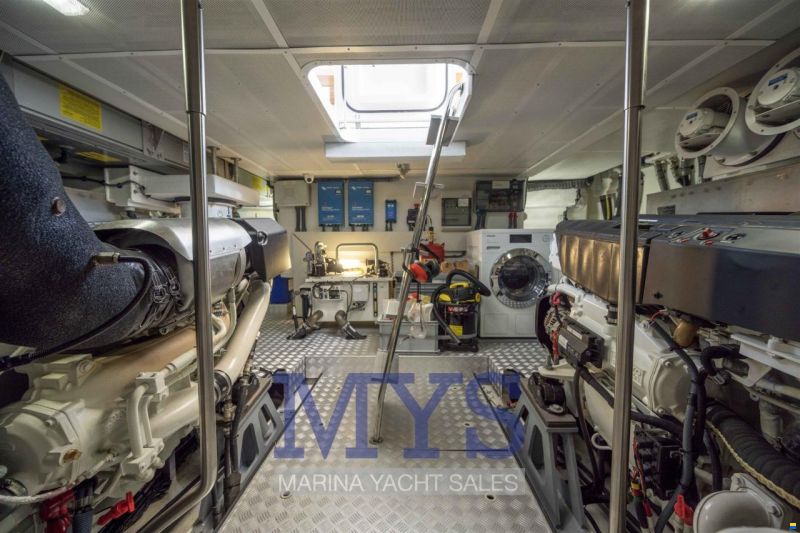 Sirena Yacht 58