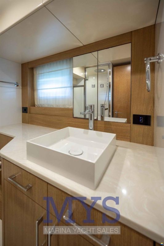 Sirena Yacht 58