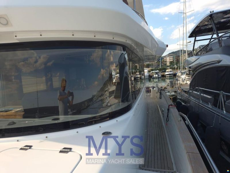Sirena Yacht 58