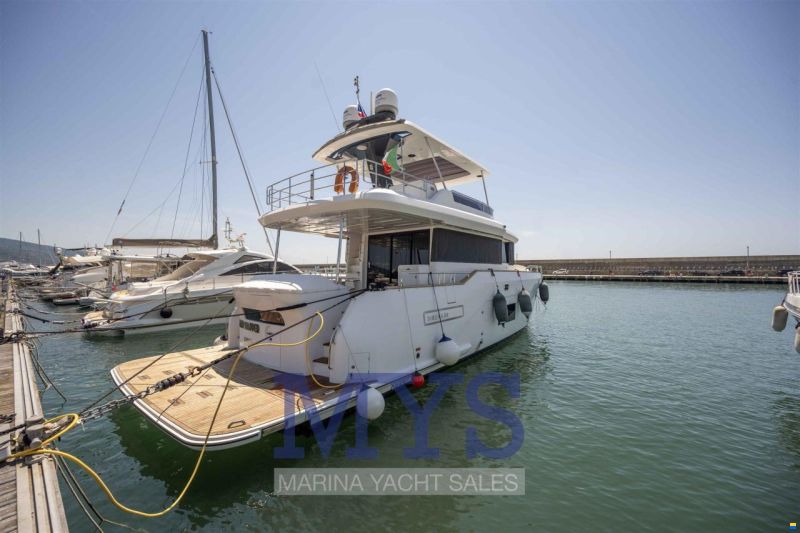 Sirena Yacht 58