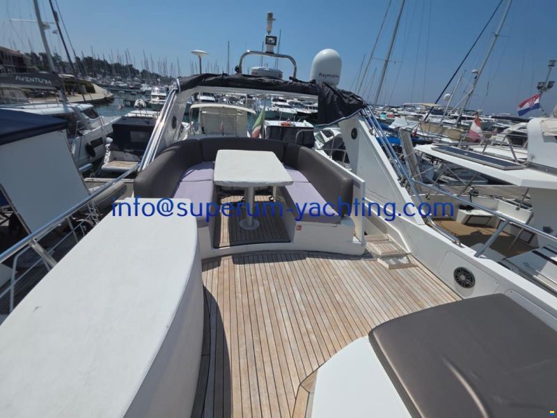 Sealine T50