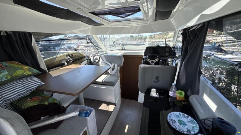 Beneteau Antares 9