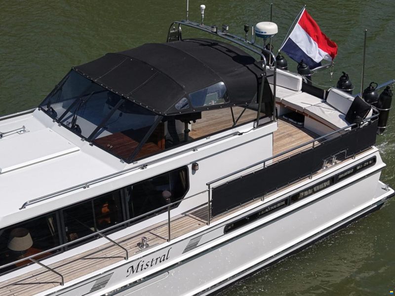 Valkkruiser Super Falcon 45 Cabrio