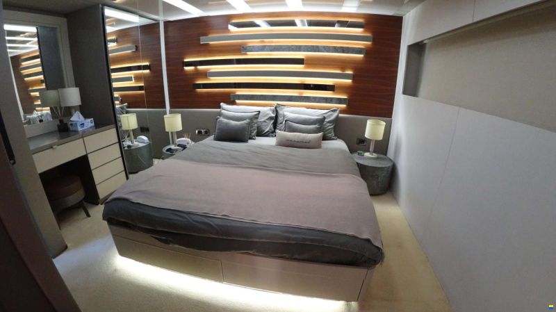 Numarine 102 Flybridge