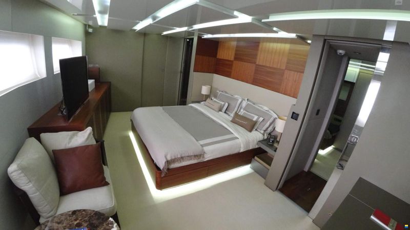Numarine 102 Flybridge
