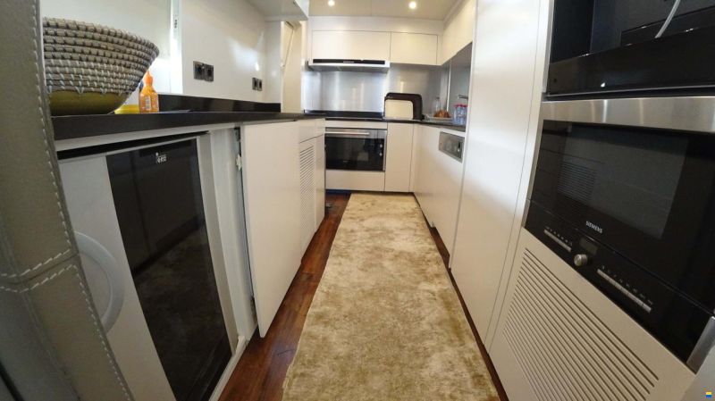Numarine 102 Flybridge