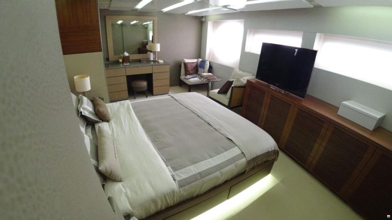 Numarine 102 Flybridge