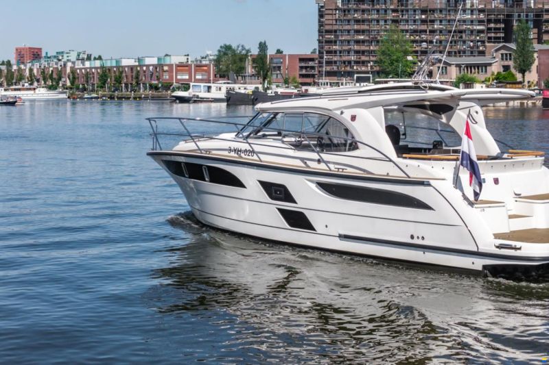 Marex 360 Cabriolet Cruiser