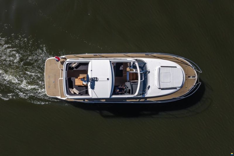 Marex 360 Cabriolet Cruiser