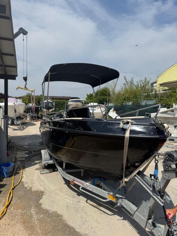 AS Marine 570 full black