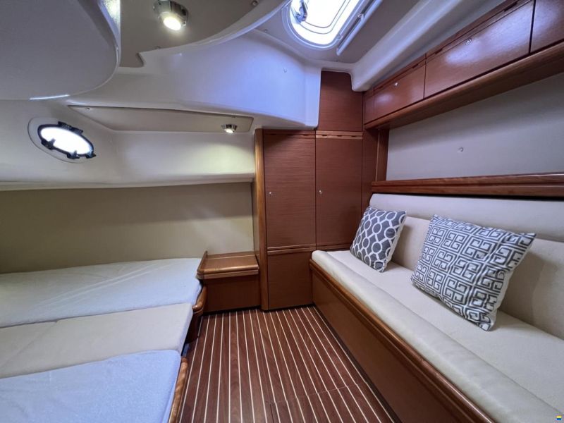 Bavaria 37 HT