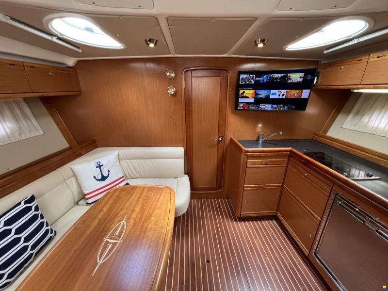 Bavaria 37 HT