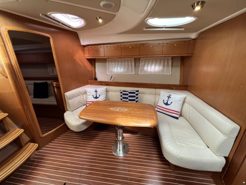 Bavaria 37 HT