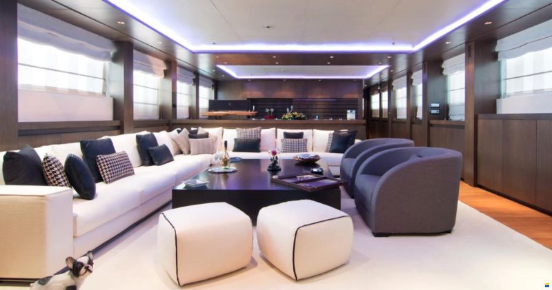 Admiral Yachts 39m