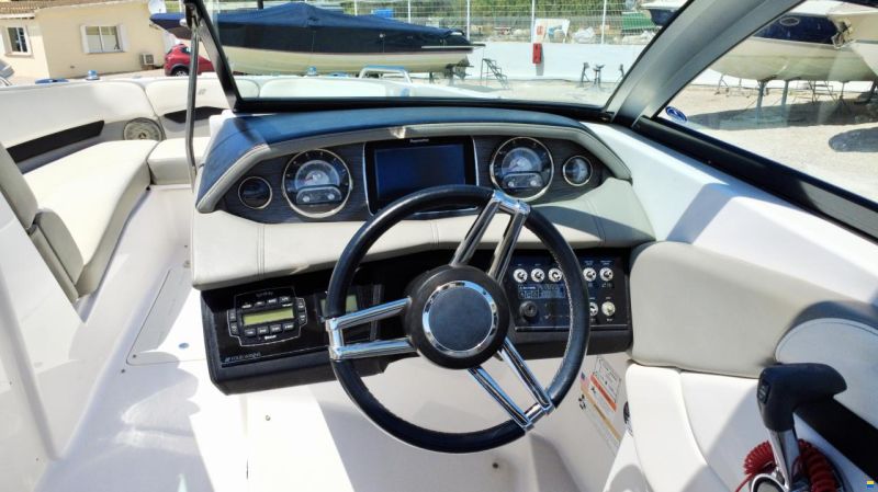 Four Winns H260