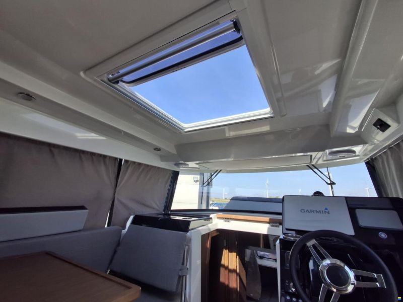 Jeanneau Merry Fisher 895