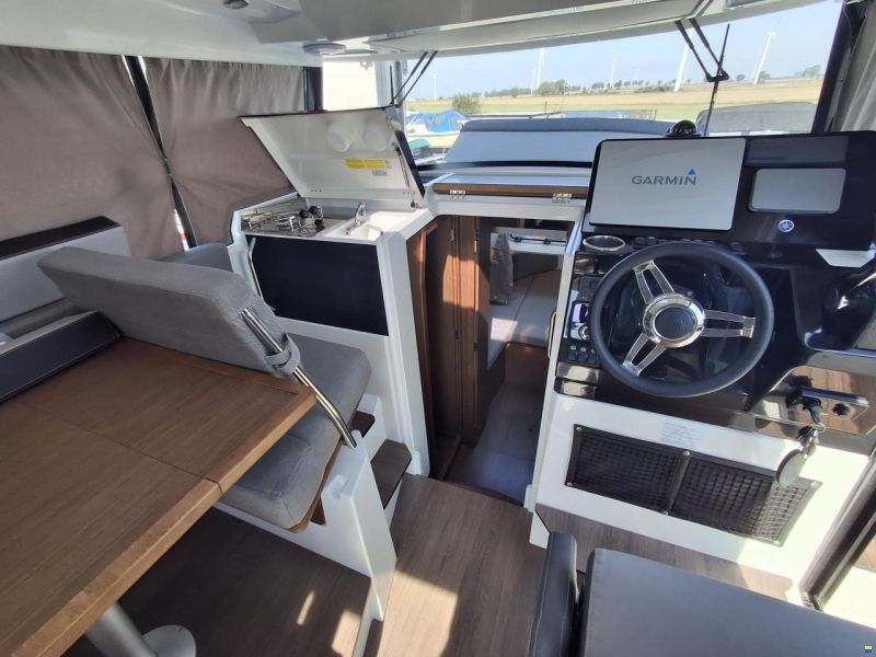 Jeanneau Merry Fisher 895