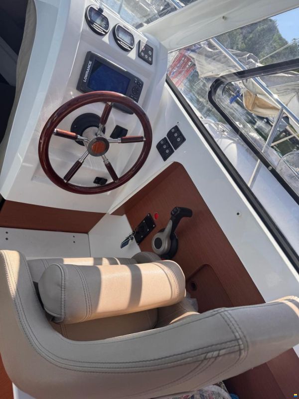 Jeanneau Merry Fisher 645