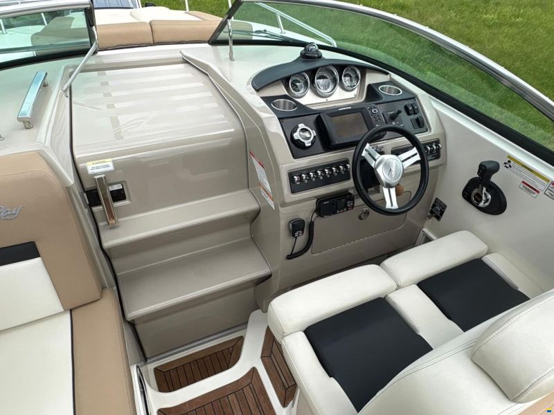 Sea Ray 265 Sundancer