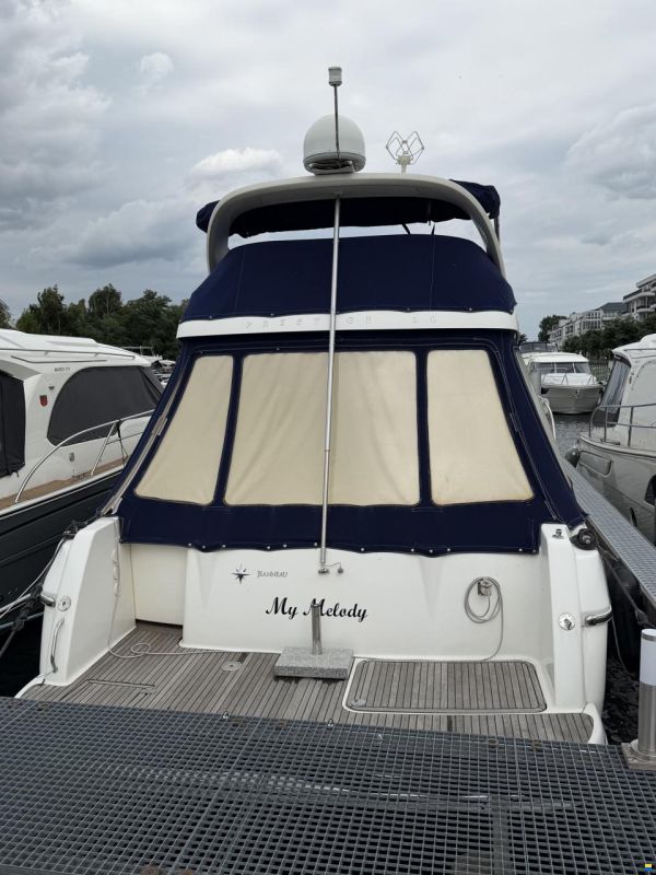 Prestige 36