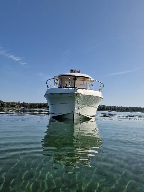 Quicksilver Weekend 640 Pilothouse
